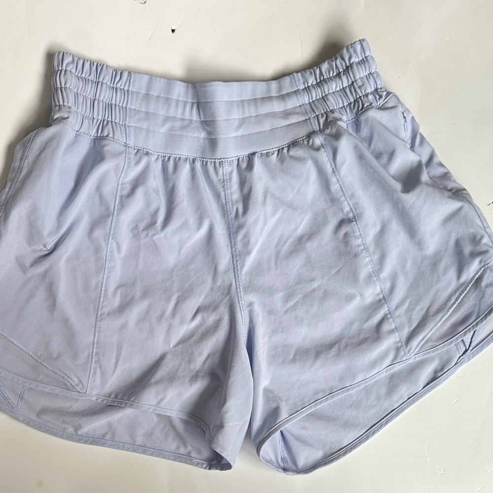 Lululemon High Rise 4” Hotty Hot Shorts Lavender 6